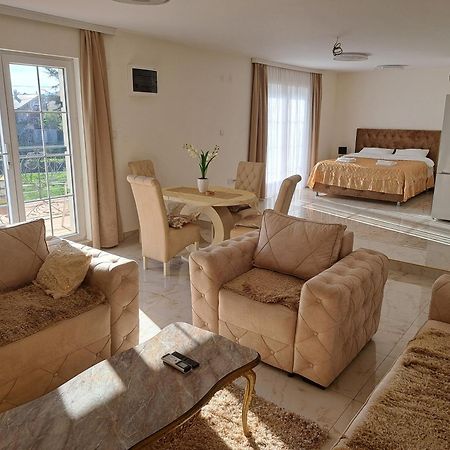 Dina Lux Apartman Jagodina Exteriér fotografie